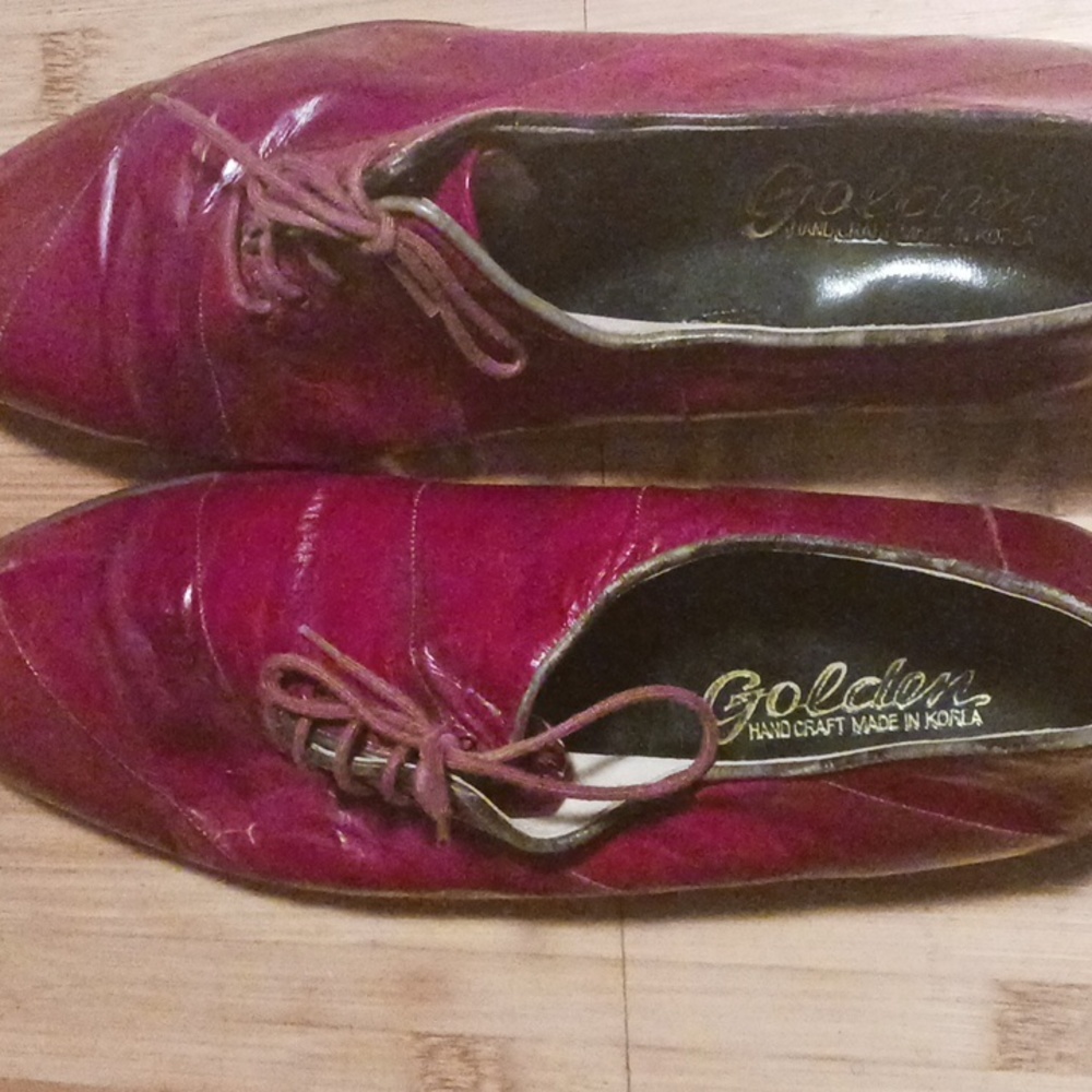 Golden Red Eel Skin Shoes size 9.5 tie up
